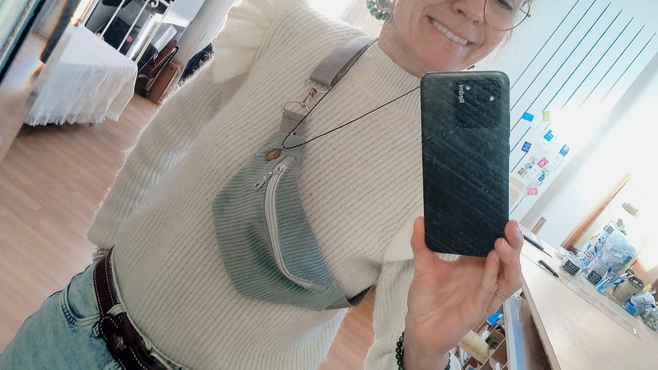 sac banane taille mini pour emporter l'essentiel
