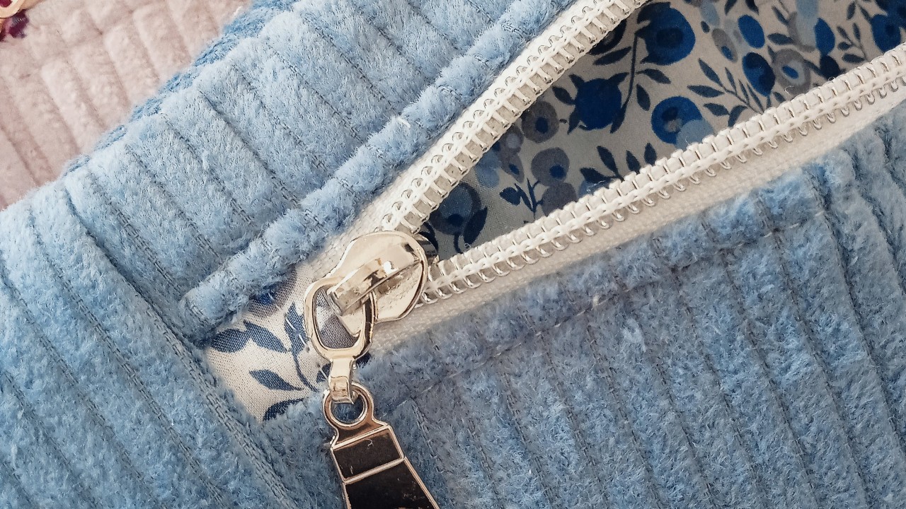 sac banane en velours et liberty