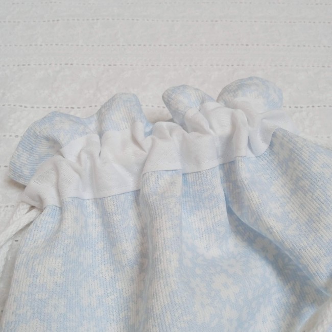Sac à bisous plat en piqué de coton bleu à motifs