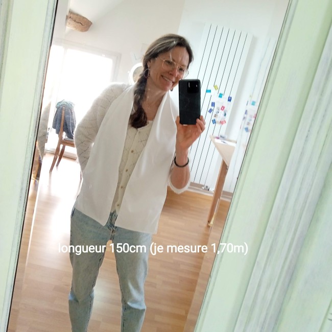 écharpe de baptême pour ado ou adulte, personnalisée avec broderie prénom et date