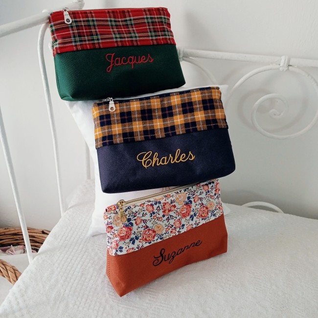 trousse licette petit format, personnalisable avec broderie, fait main petite trousse, idéale pour le maquillage ou les accessoires de coiffure, à personnaliser avec broderie prénom