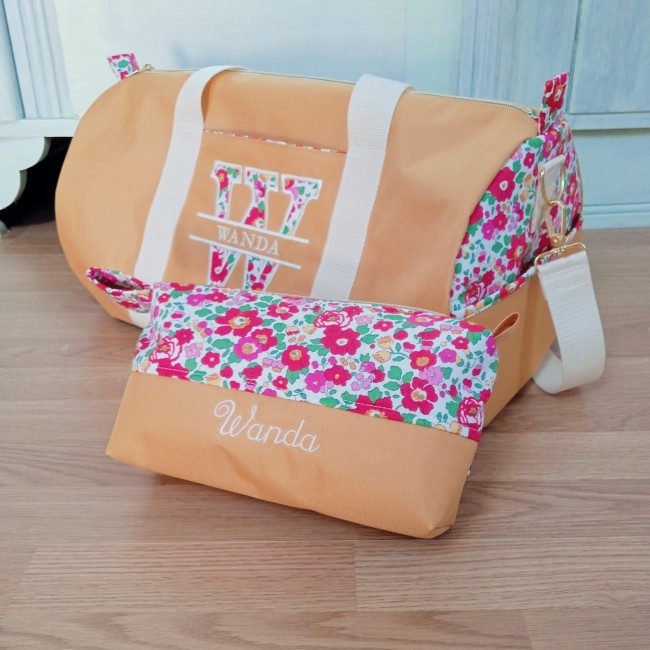 confections artisanales personnalisées avec broderie du prénom WANDA - cadeau de naissance - cadeau d'anniversaire - baptême