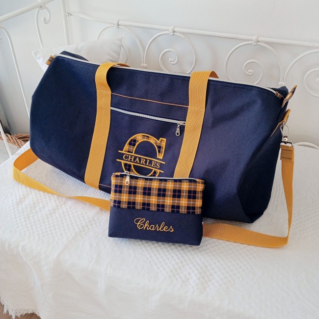 trousse licette assortie au sac polochon petite trousse, idéale pour le maquillage ou les accessoires de coiffure, à personnaliser avec broderie prénom