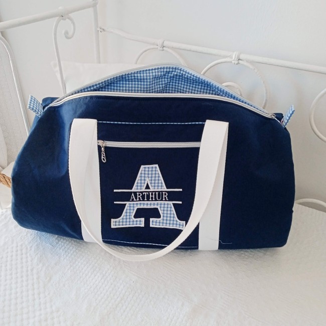 sac polochon fait main, sur mesure personnalisable avec broderie majuscule et prénom
