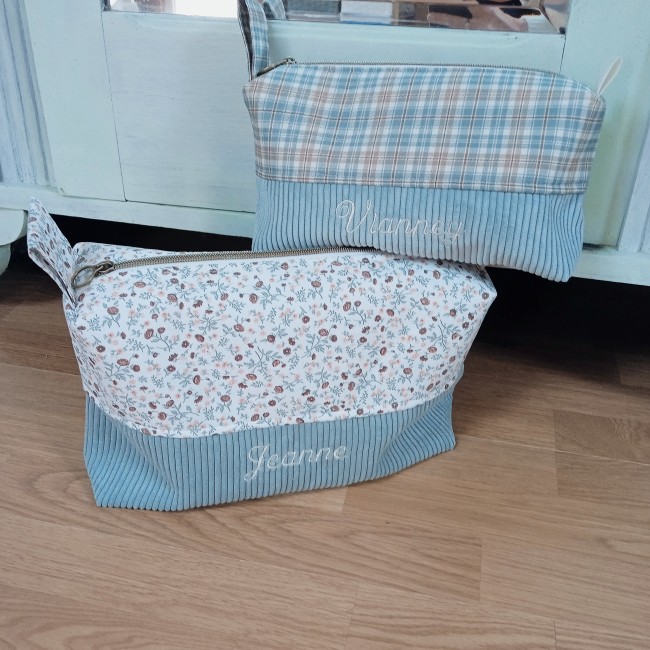 confections artisanales personnalisées avec broderie du prénom JEANNE - cadeau de naissance - cadeau d'anniversaire - baptême