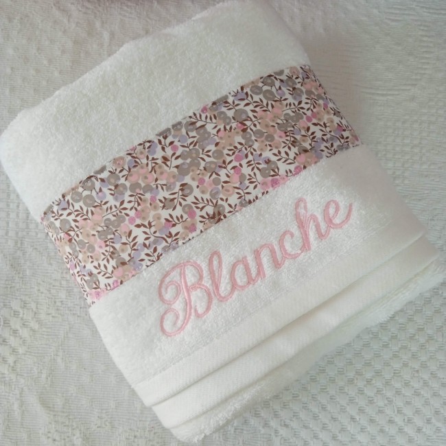 linge de toilette personnalisé à liteau liberty (tissu au choix) | Atelier Jules & Alice