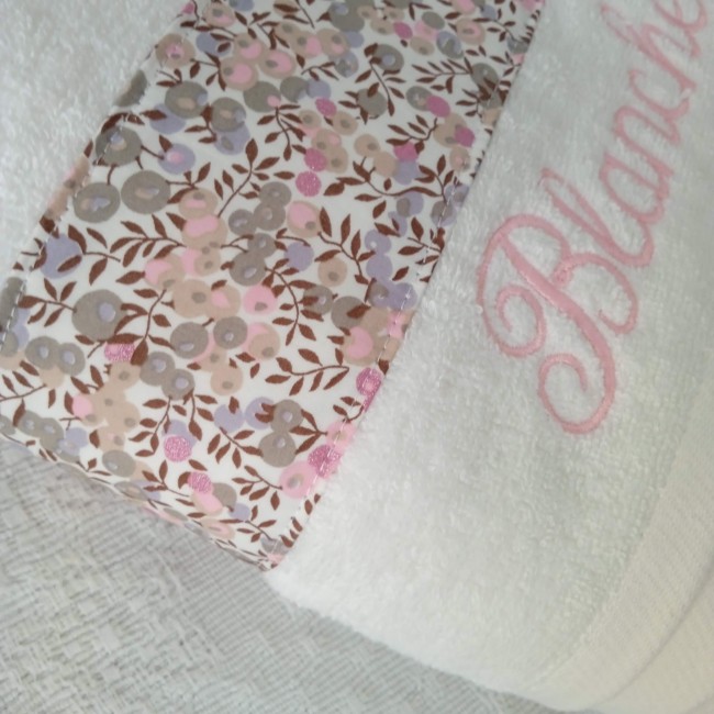 Liberty Wiltshire Rose et Tilleul Metallic créations surmesure et personnalisées Liberty Wiltshire Rose et Tilleul Metallic créations surmesure et personnalisées