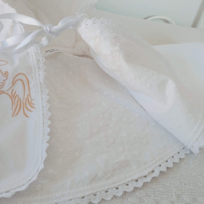 Cape de baptême doublée BRODERIE ANGLAISE personnalisable avec broderie
