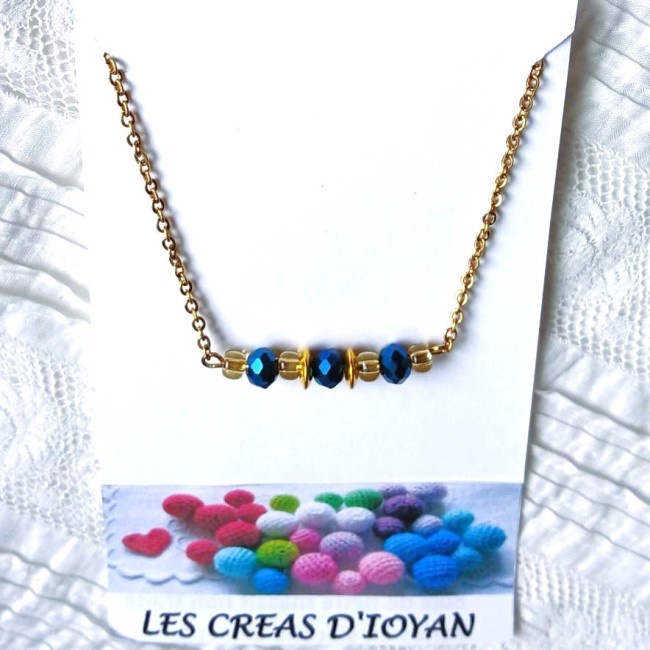 Collier minimaliste en acier inoxydable et perles abaques bleues et dorées