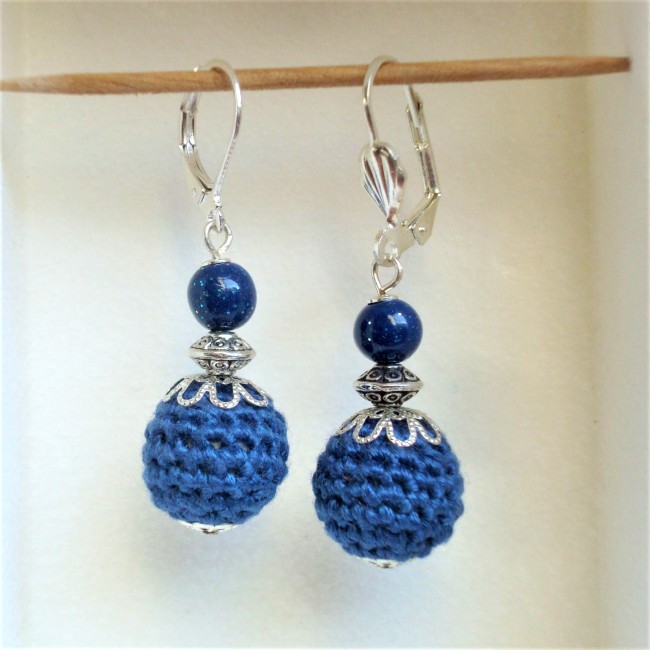 Boucles d'oreille coton crocheté bleu