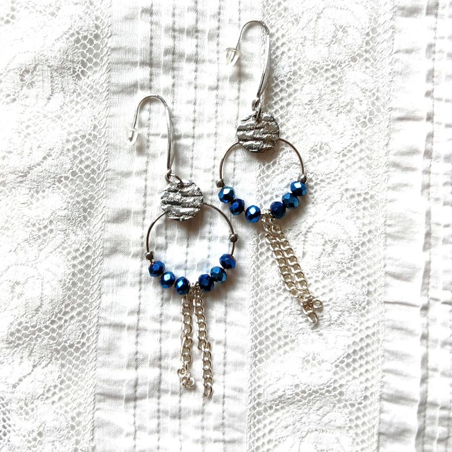 Boucle d'oreilles fantaisie bleu et argent