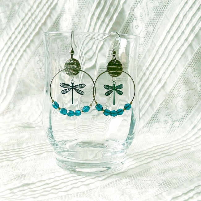 Boucle d'oreille forme créole pour femme couleur aigue-marine et inox argenté