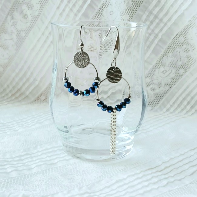 Créoles argent et bleu, avec chaînes ou sans chaîne 