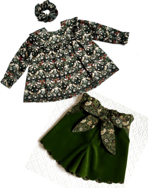 ensemble blouse et short Liberty strawberry thief foret