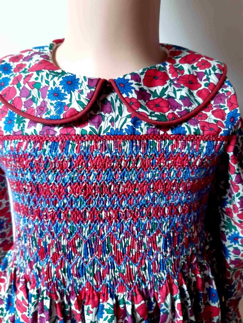 vue smocks brodés robe duchesse  manches longues Liberty Poppy and daisy canard|4pommes