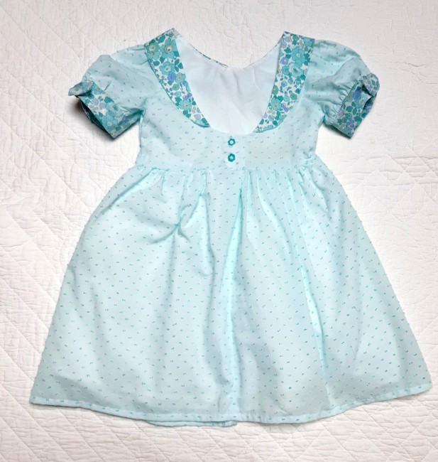 vue dos robe Danielle plumetis turquoise Liberty Betsy Lady di  | 4 pommes