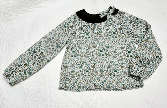 vue blouse manches longues Liberty Imran col velours vert forêt nœud Imran|4pommes