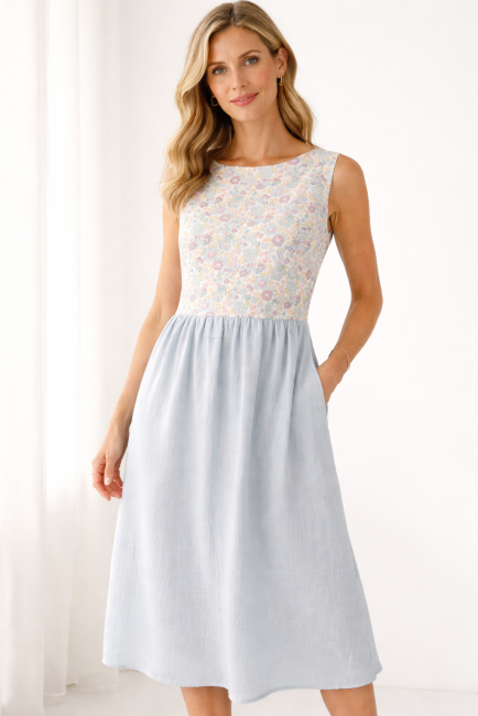vue devant robe femme portée Betsy summer double gaze ciel | 4pommes