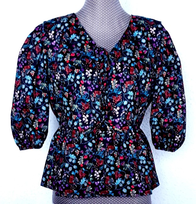 blouse a basque manches trois quart bouffantes liberty nordic honey | 4pommes