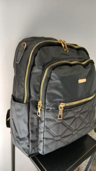 Sac à dos carré résistant