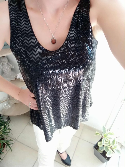 Haut sans manche à sequins