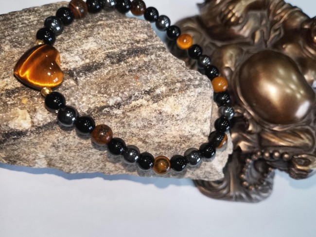 Bracelet Chakra coeurs et perles 6mm