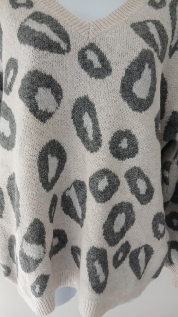 Pull col V décontracté