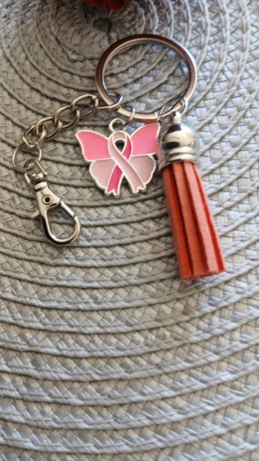 Porte clé papillon rose - Octobre rose