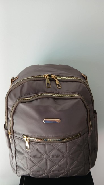 Sac à dos carré résistant