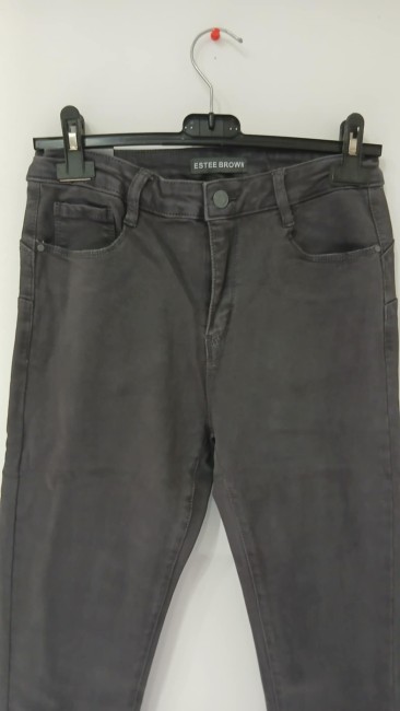 b4d80996-4f93-44de-a0c7-96c99d39f6d9 Pantalon Push-Up Skinny Taille Haute