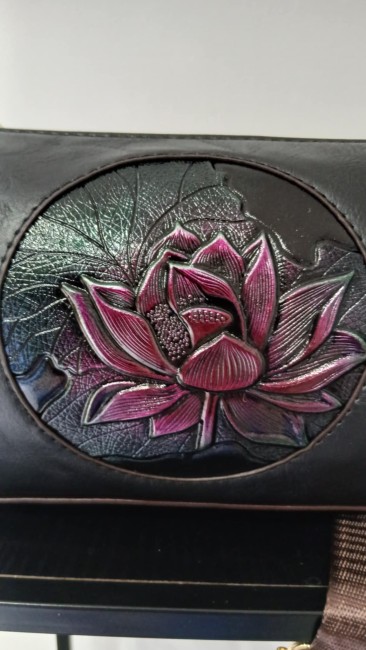 Sac épaule noir motif floral