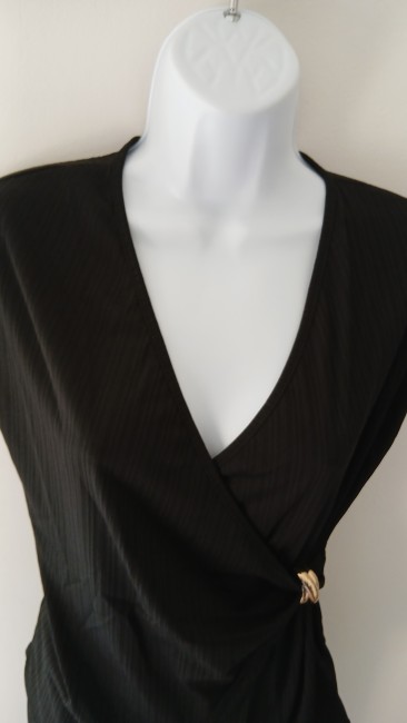 20251118_143207 Ensemble élégant top et pantalon noir