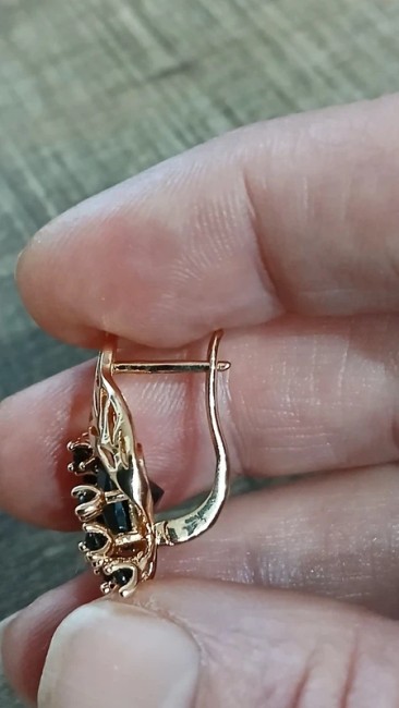 Boucles d'oreilles Noir & Or