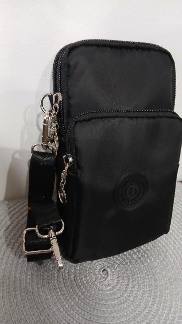 Pochette téléphone noir  