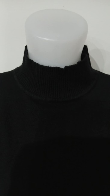 Pull à col montant mi-hauteur