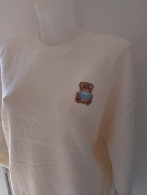 50% polyamide 35% polyester 10% laine 5% élasthanne