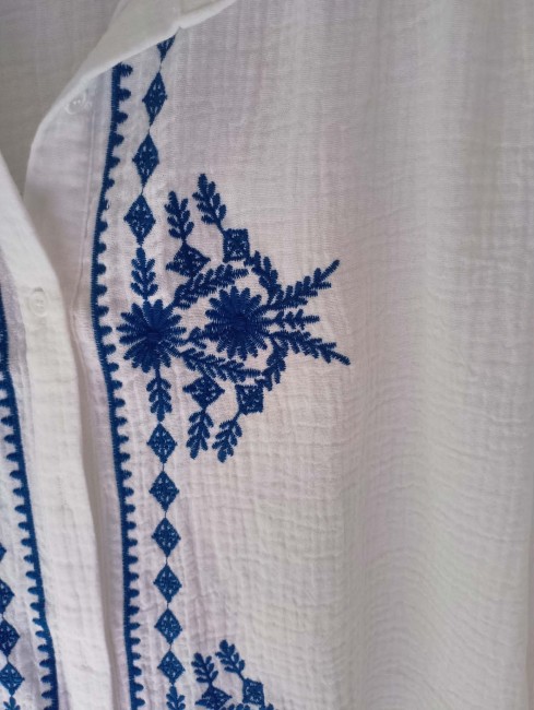 Chemise gaze de coton brodée bleu