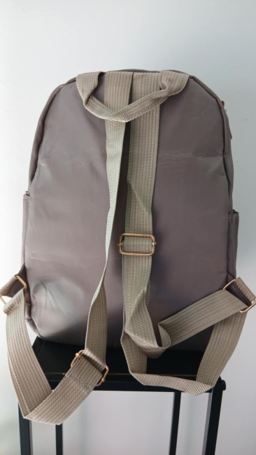 Sac à dos carré résistant
