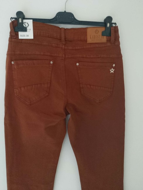 Jeans Rouille Boutons Karostar