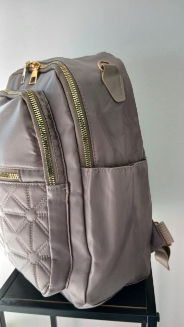 Sac à dos carré résistant