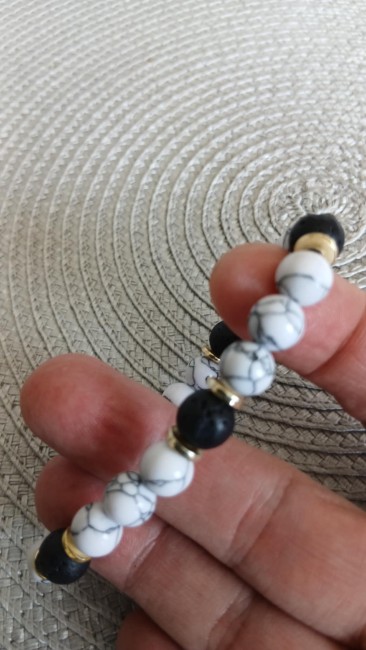 Bracelet pierres naturelles blanc, noir