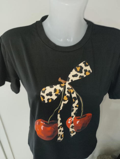 Tee-Shirt noir Cerise