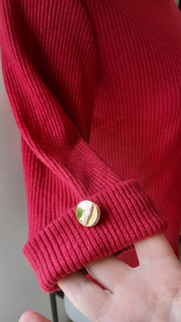 Top côtelé brillant à manches mi-longues