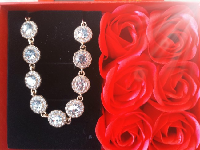 Bracelet ajustable ronde de strass blanc