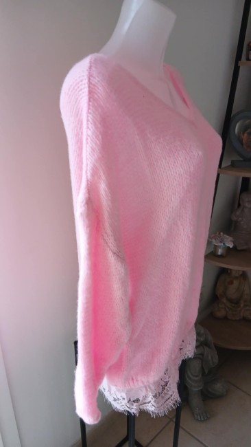 Pull Oversize col V avec dentelle