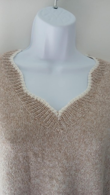Pull over col V beige/blanc