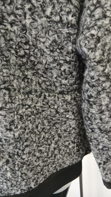 Veste pelucheuse avec suédine