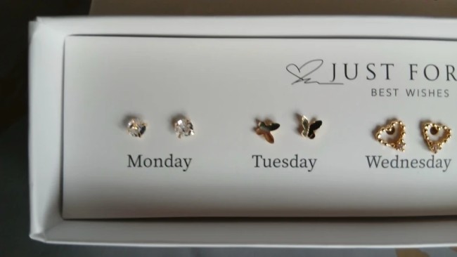 Semainier de boucles d'oreilles