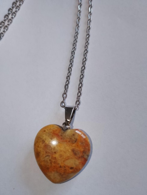 Collier pendentif coeur en d'Agate
