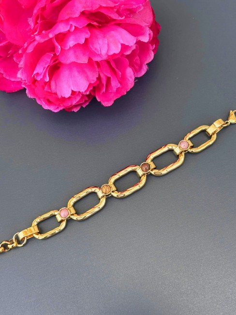 OLEA - Bracelet de perles naturelles tourmaline et gros maillon en acier inoxydable doré Bracelet chic hyper canon composé de larges maillons martelés en acier inoxydable doré orné de perles naturelles en tourmaline un intemporel pour toute l'année